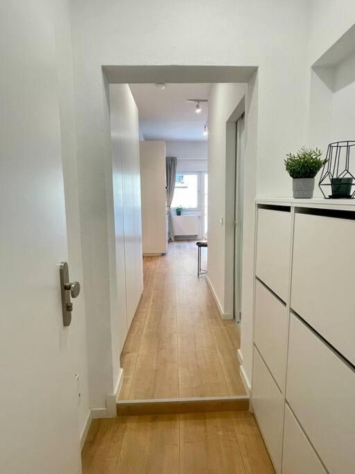 Modernes Apartment Im Zentrum Von คาร์ลสรูเฮอ ภายนอก รูปภาพ